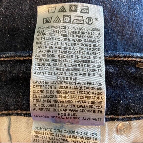 Levi’s Sz 2M Dark Blue Mid-Rise Skinny Denim Jeans - Picture 10 of 10